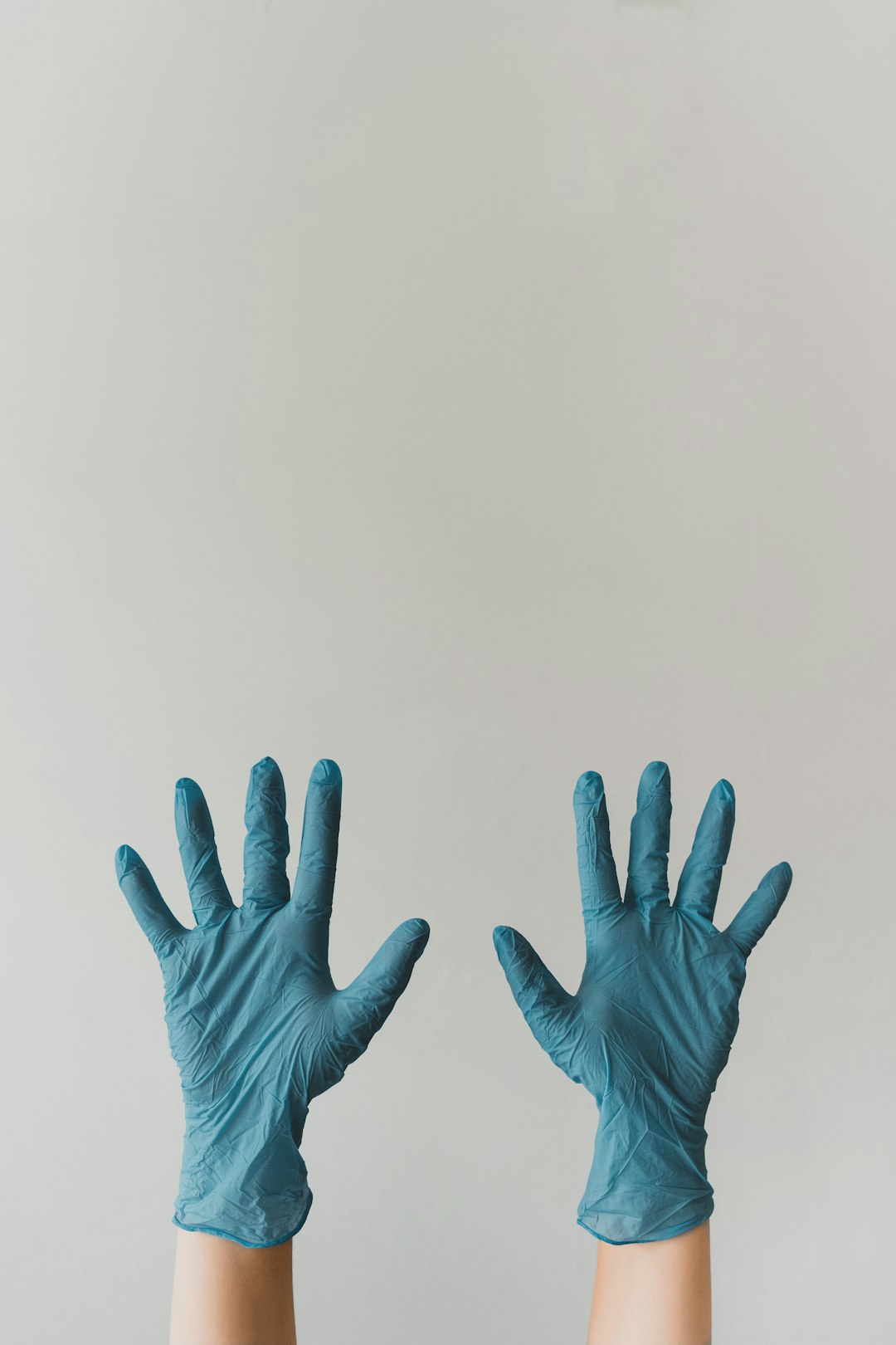 about-01 Glove up! (IG: @clay.banks)